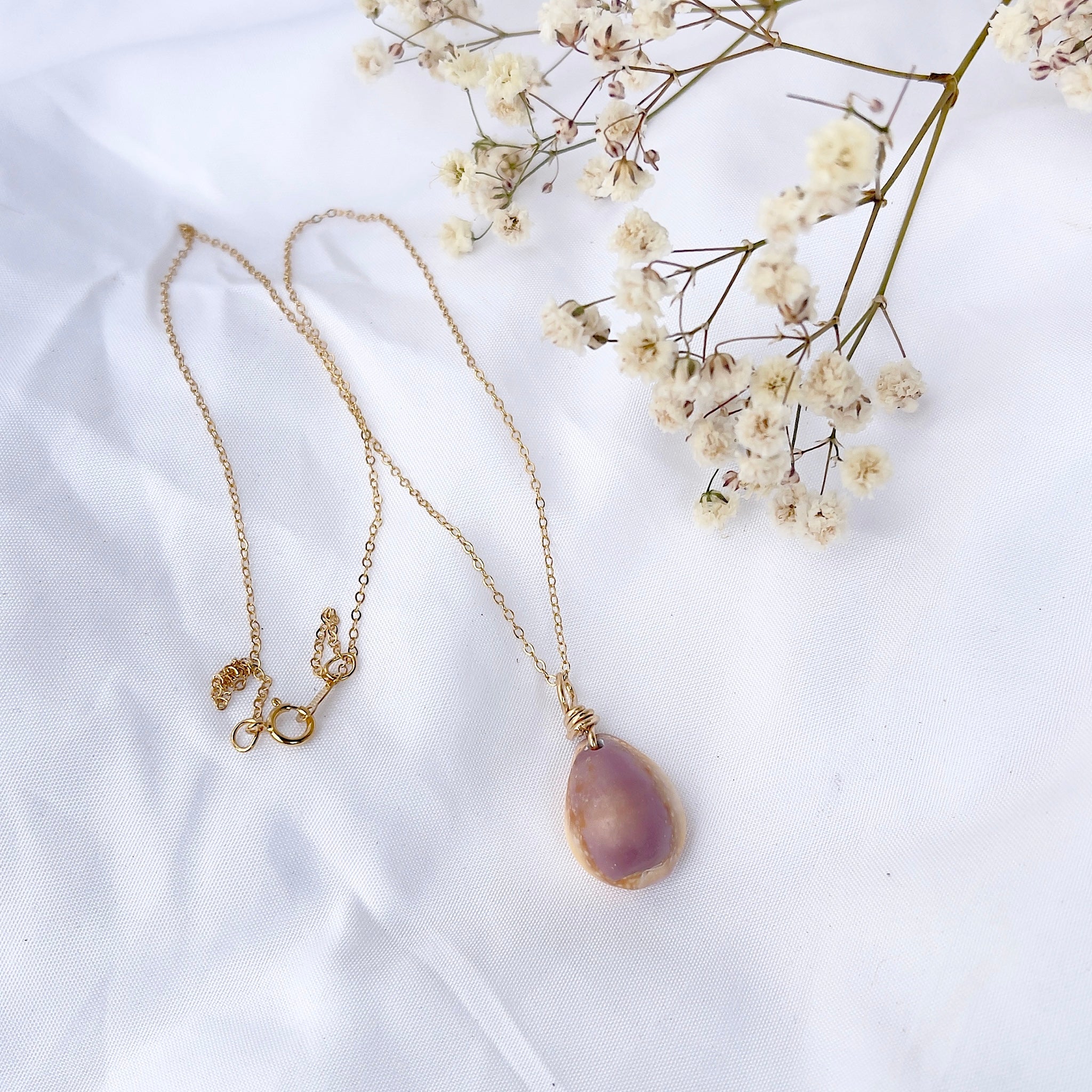 Kaua’i Cowrie Shell Necklace