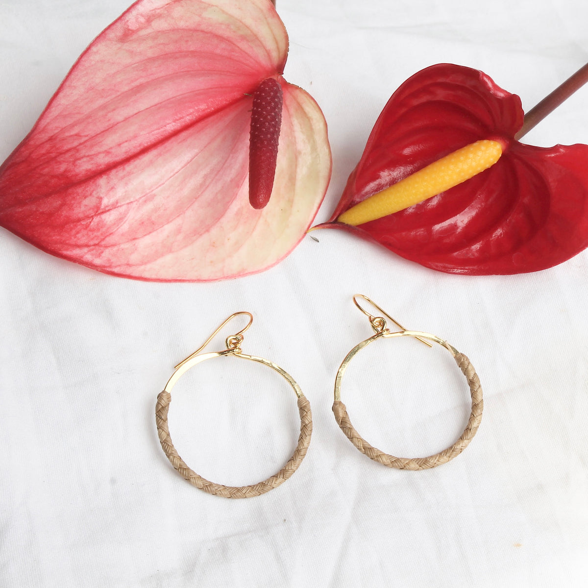 (PRE-ORDER) Small Lauhala Circle Earrings