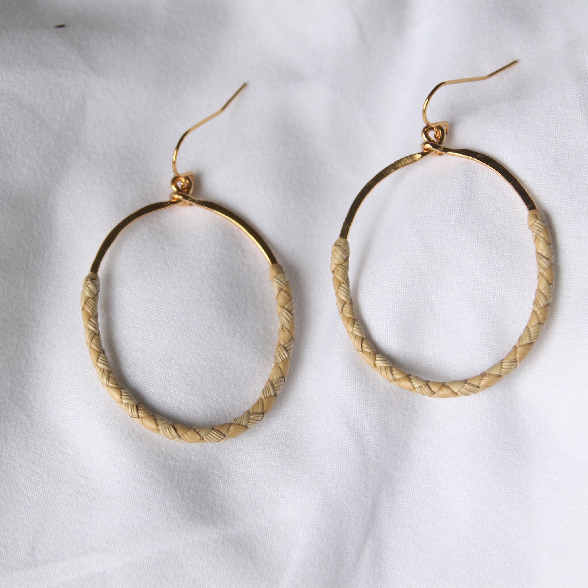 Lauhala Oval Hoops