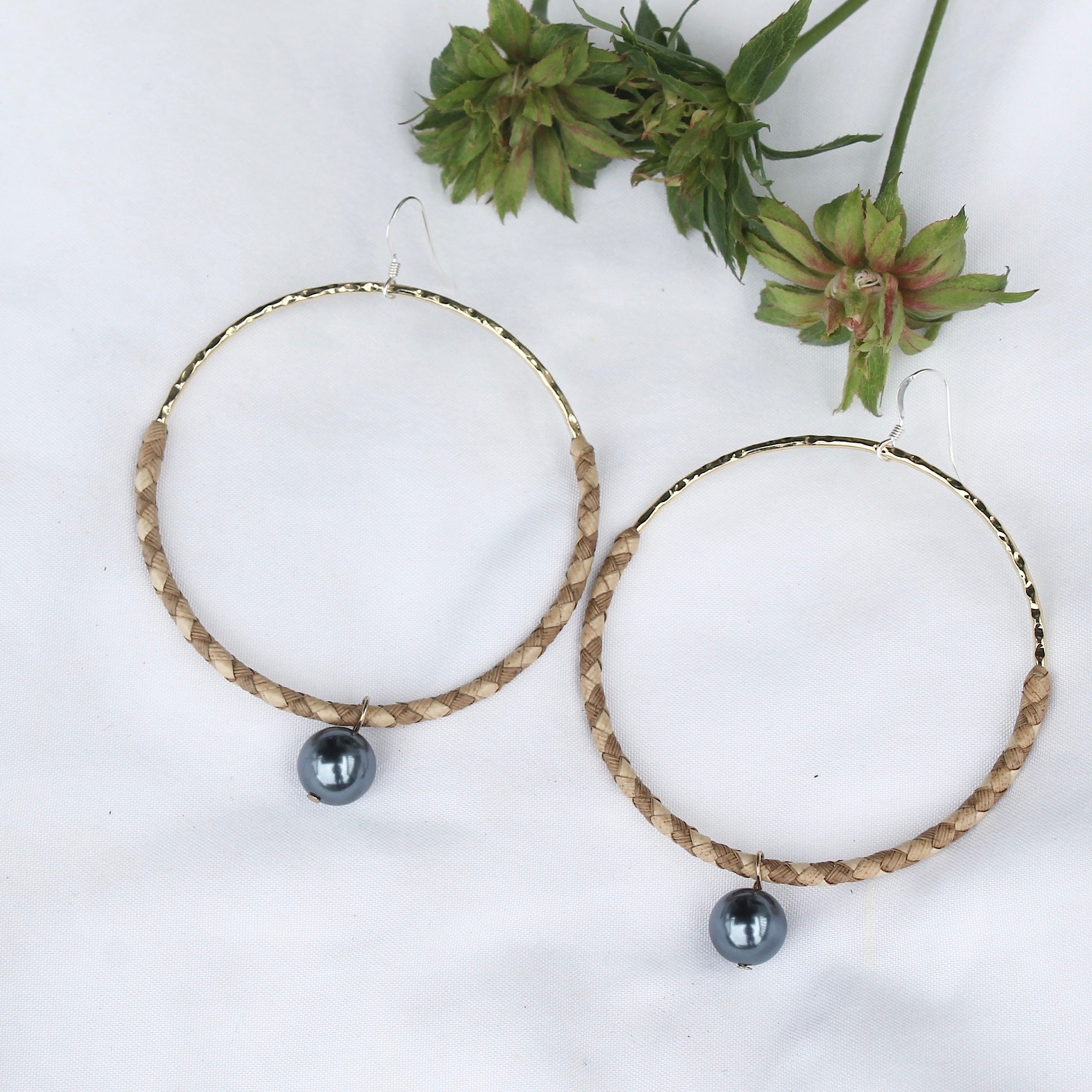 Mauahi X Lovellysea Lauhala Wrapped Pearl Hoops