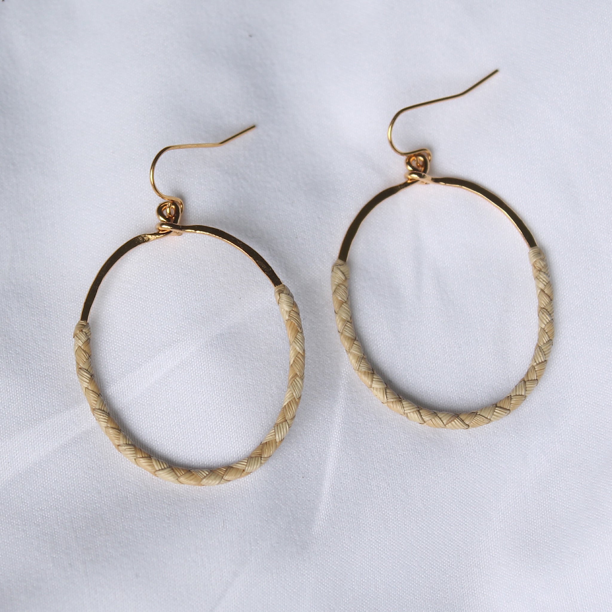 Lauhala Oval Hoops