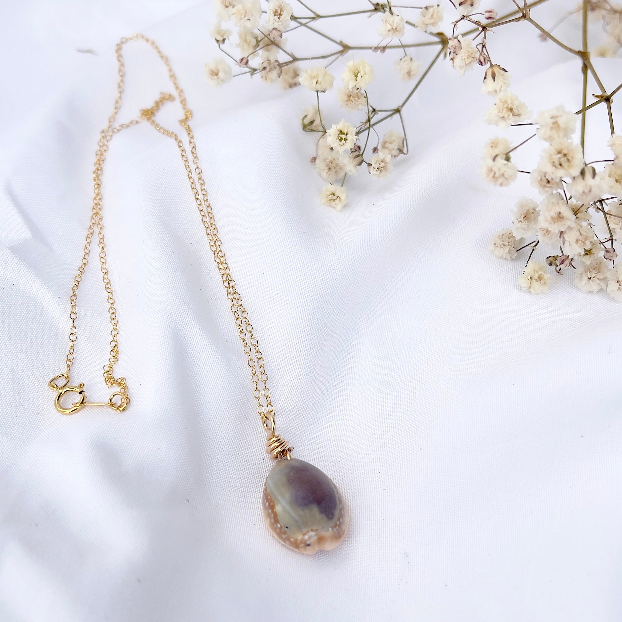Kaua’i Cowrie Shell Necklace