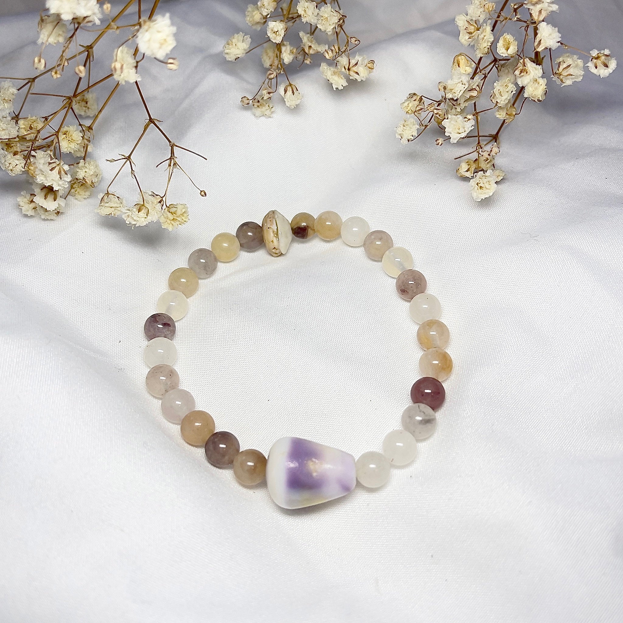 Kaua’i Cone Shell Stretch Bracelet
