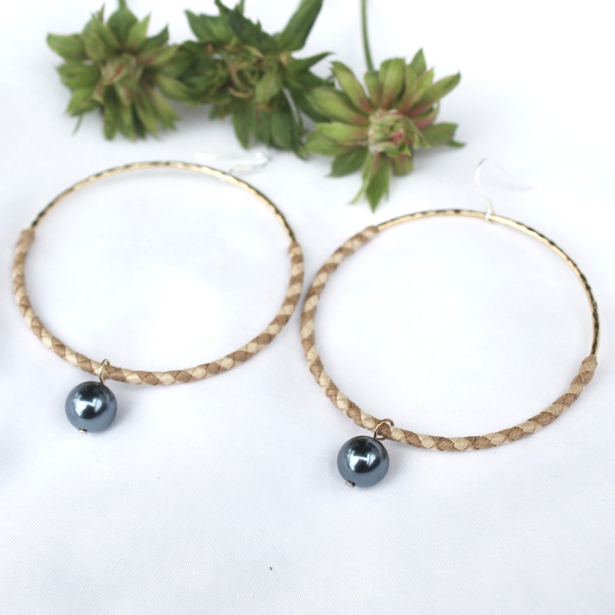 Mauahi X Lovellysea Lauhala Wrapped Pearl Hoops