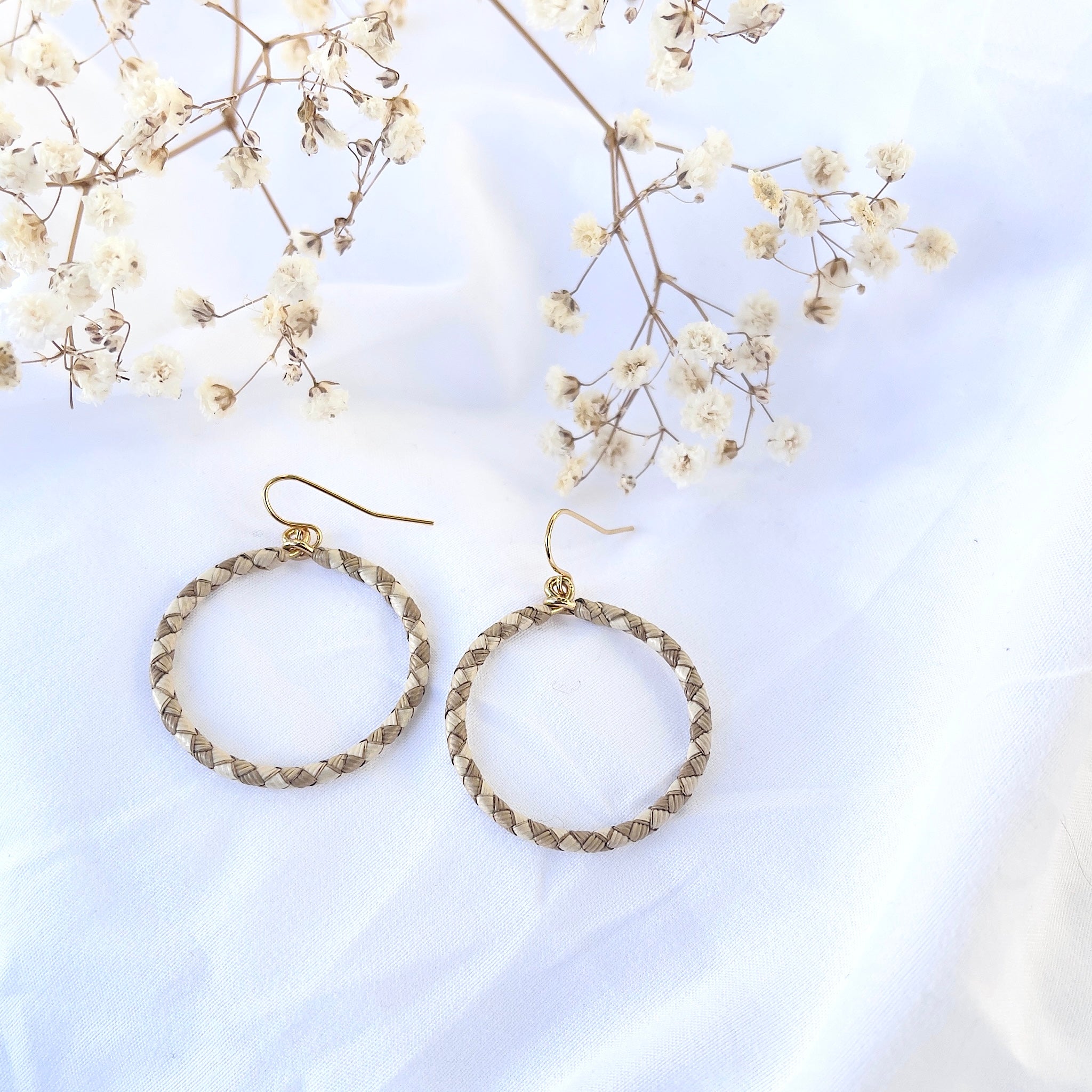 Lauhala Small Circle Hoops